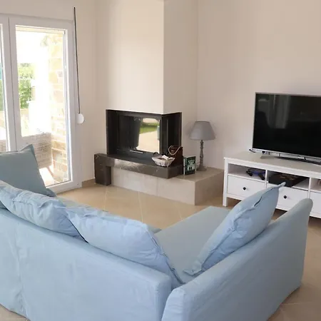 Villa Three-storey Maisonette In