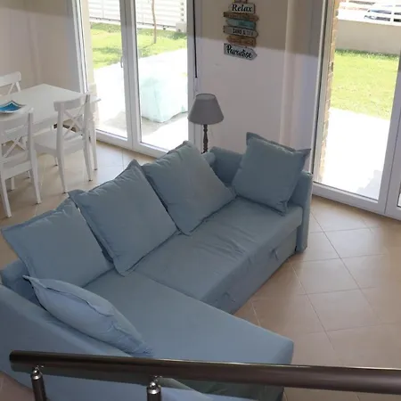Villa Three-storey Maisonette In *