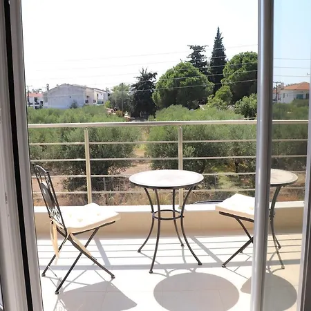 Villa Three-storey Maisonette In